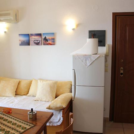 Matina'S Apartments พริโนส ห้อง รูปภาพ