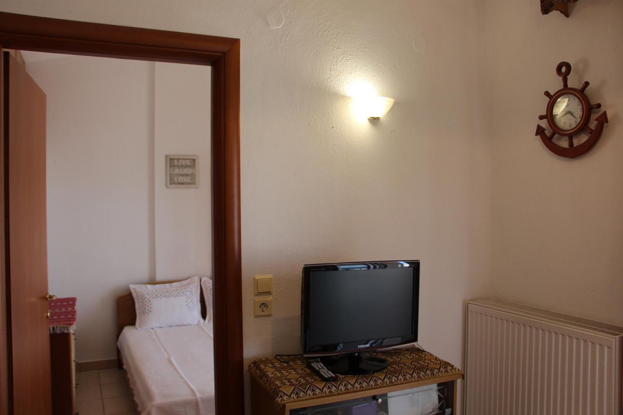 Matina'S Apartments พริโนส ห้อง รูปภาพ